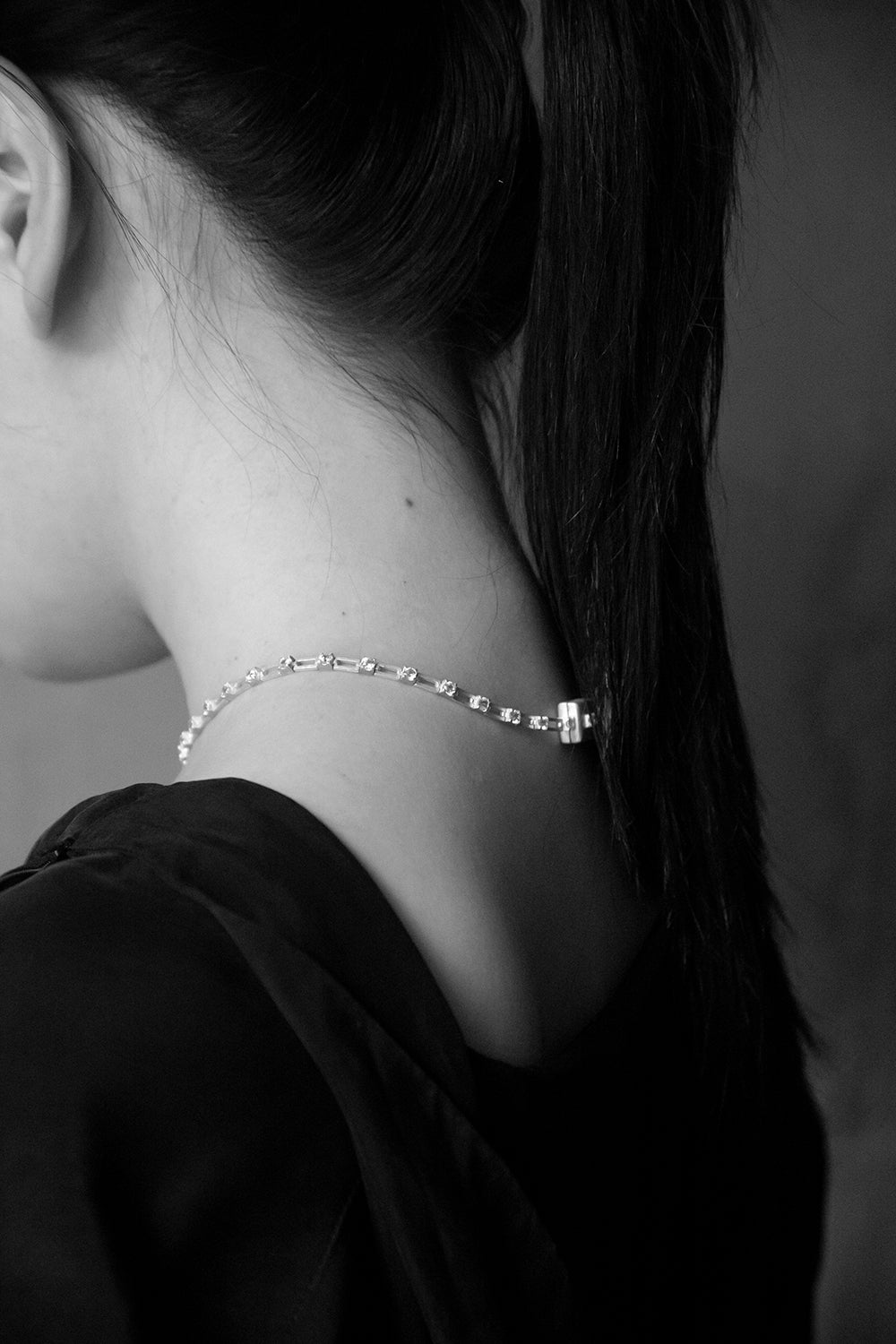 Magnetic necklace - still