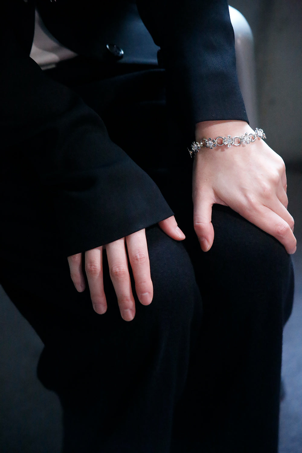 Flower node bracelet